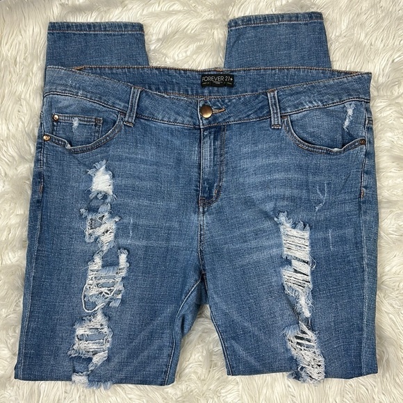 Forever 21 Denim - Forever 21 Plus Ripped/Destroyed Medium Wash Stretchy Denim Jeans
